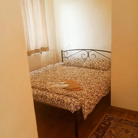 апарт гелена Aparthotel Užhorod